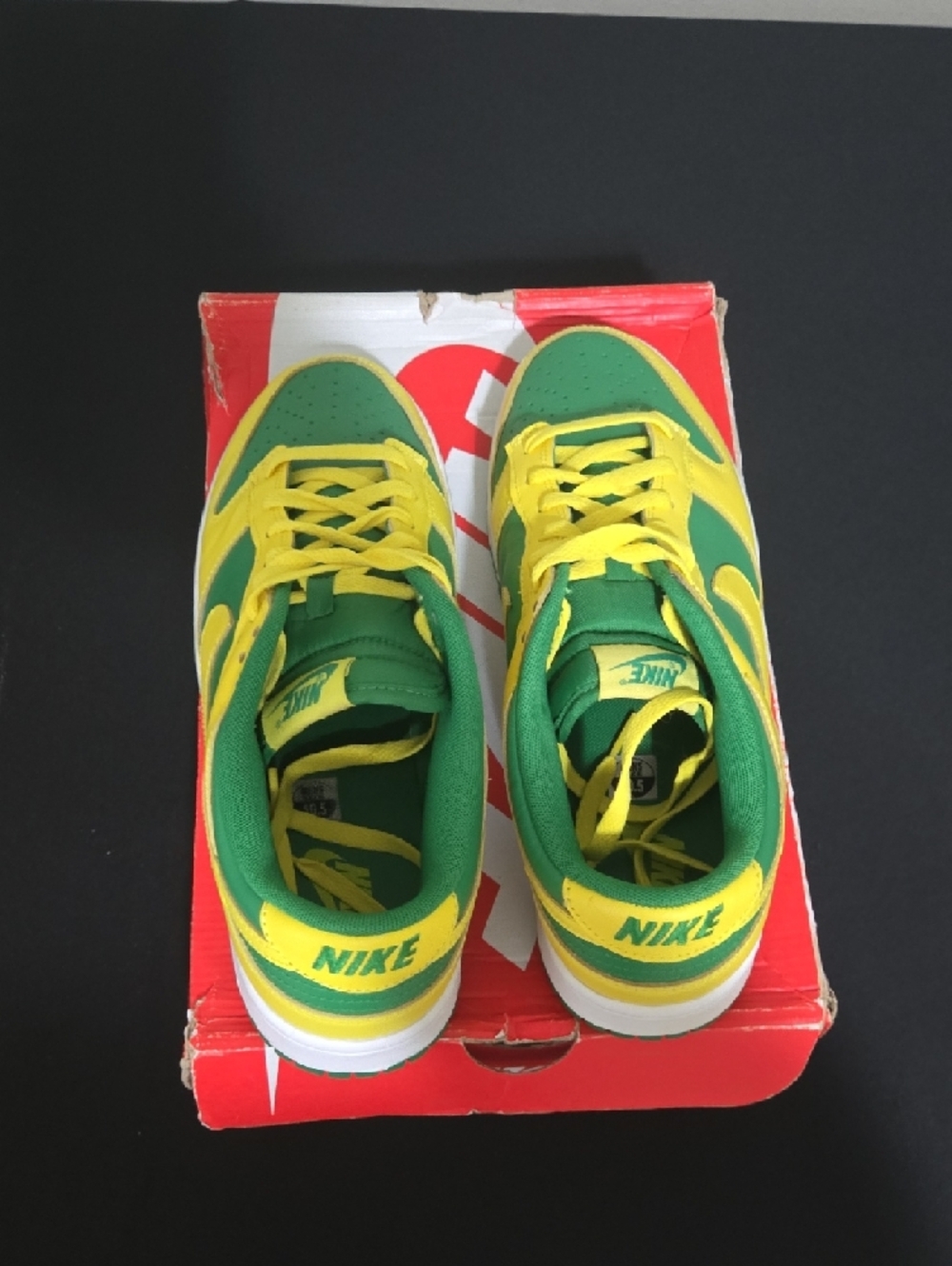 Nike Dunk Low Retro Reverse Brazil - Picture 3 of 6